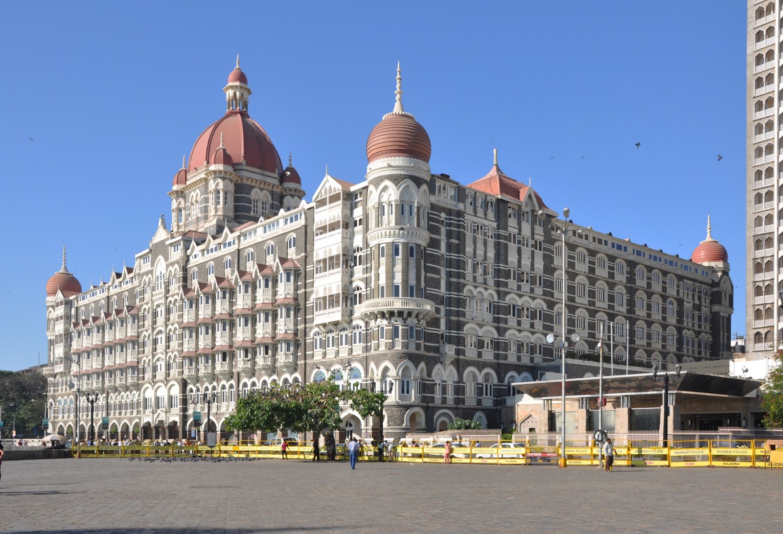 Taj Mahal Palace & Tower - HD Wallpaper 