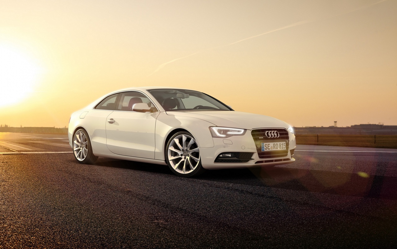 White Audi A5 Coupe Side Angle Wallpapers - Audi A5 Wallpaper Hd - HD Wallpaper 