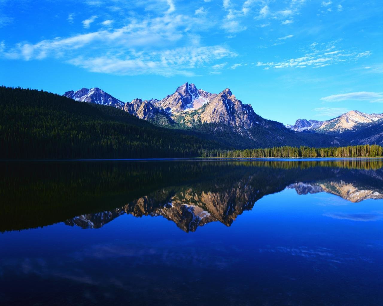 Awesome Landscape Free Wallpaper Id - Amazing Laptop - HD Wallpaper 