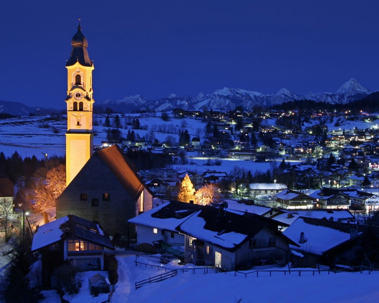 Village In The Alps, Pfronten, Germany - Resort Night - HD Wallpaper 