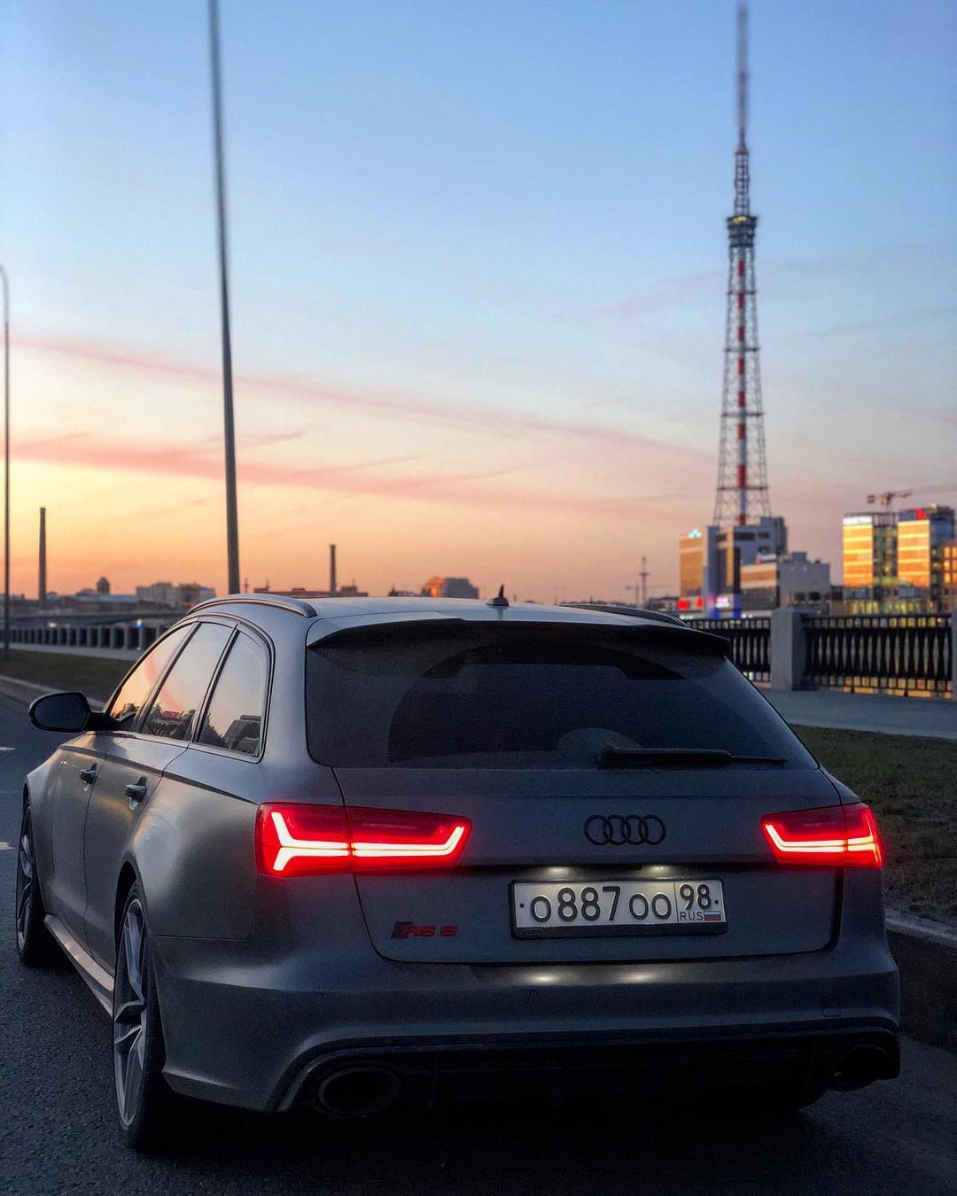 Executive Car - HD Wallpaper 