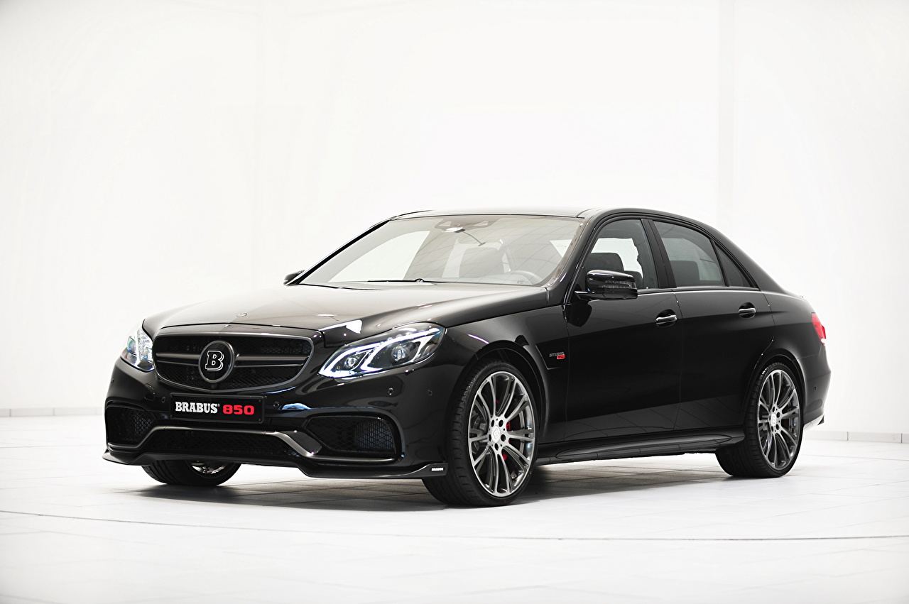 Mercedes Benz E Class Brabus 2015 - HD Wallpaper 