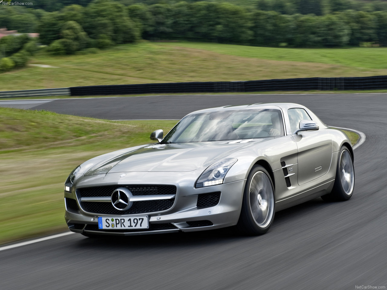 Mercedes Sls 7 Amg - HD Wallpaper 