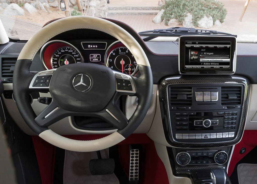 Mercedes G 6x6 Interior - HD Wallpaper 