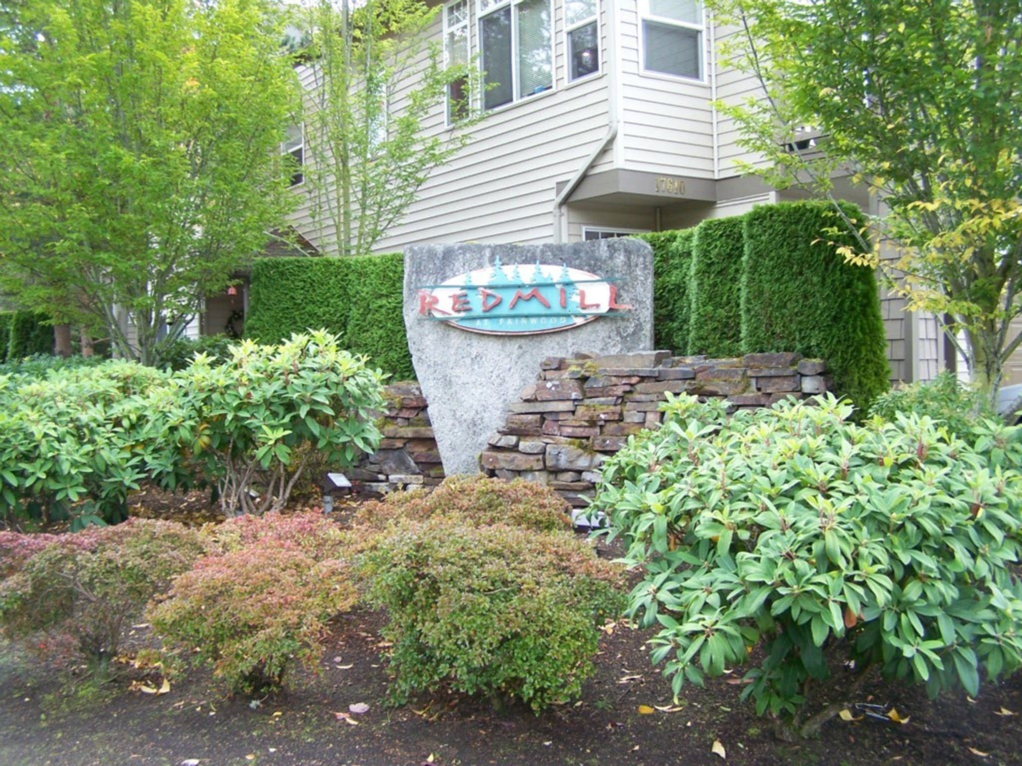 Photo 1 Of - Yard - HD Wallpaper 