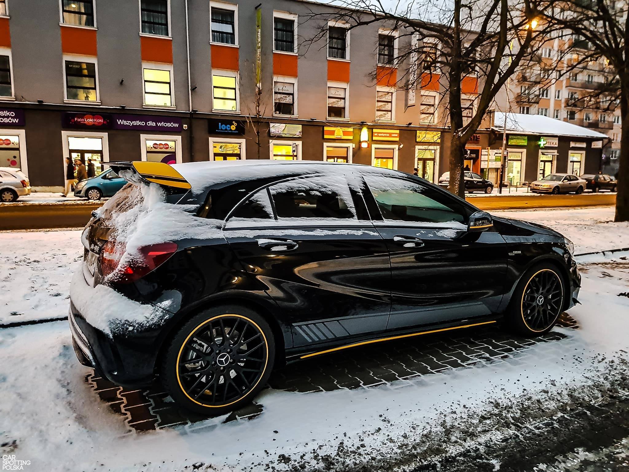 26910781 965288650290864 7223235950785107152 O - Mercedes A 45 Amg Yellow Night - HD Wallpaper 