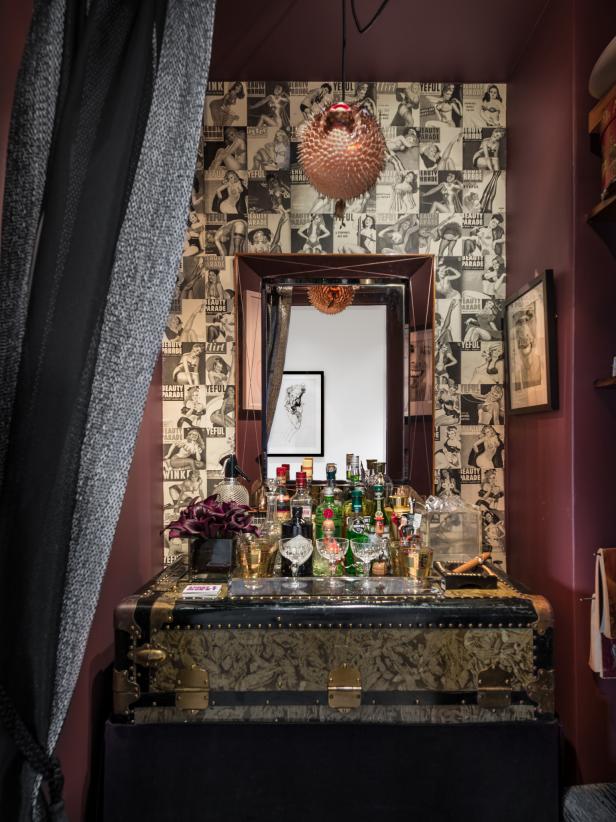 Maroon Eclectic Bar - Table - HD Wallpaper 