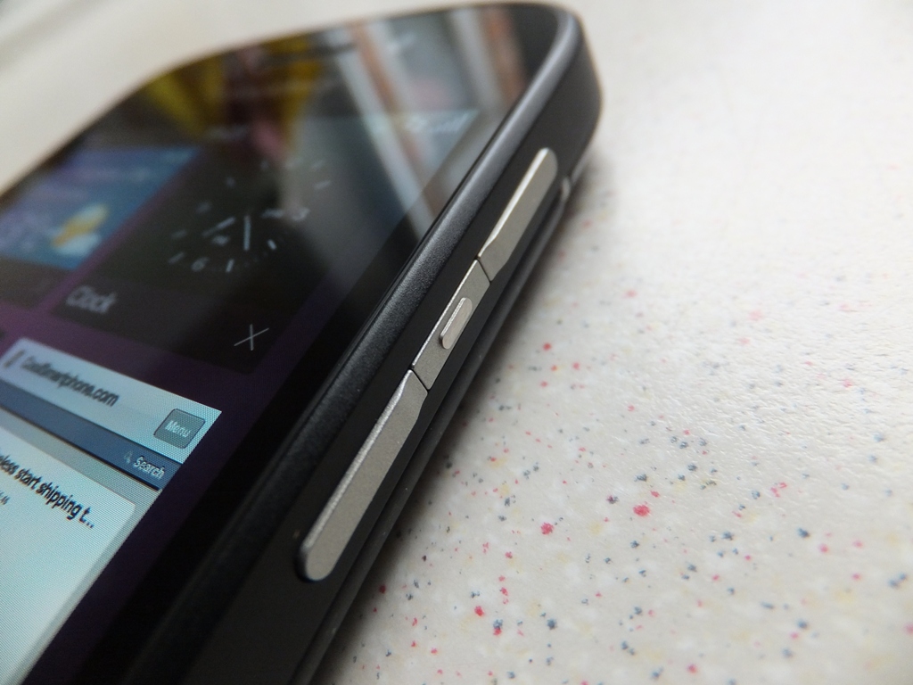 Feature Phone - HD Wallpaper 