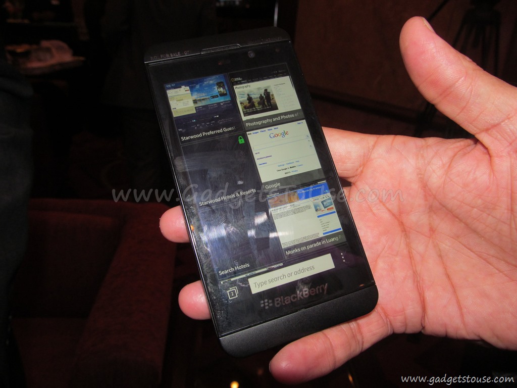 Iphone - HD Wallpaper 