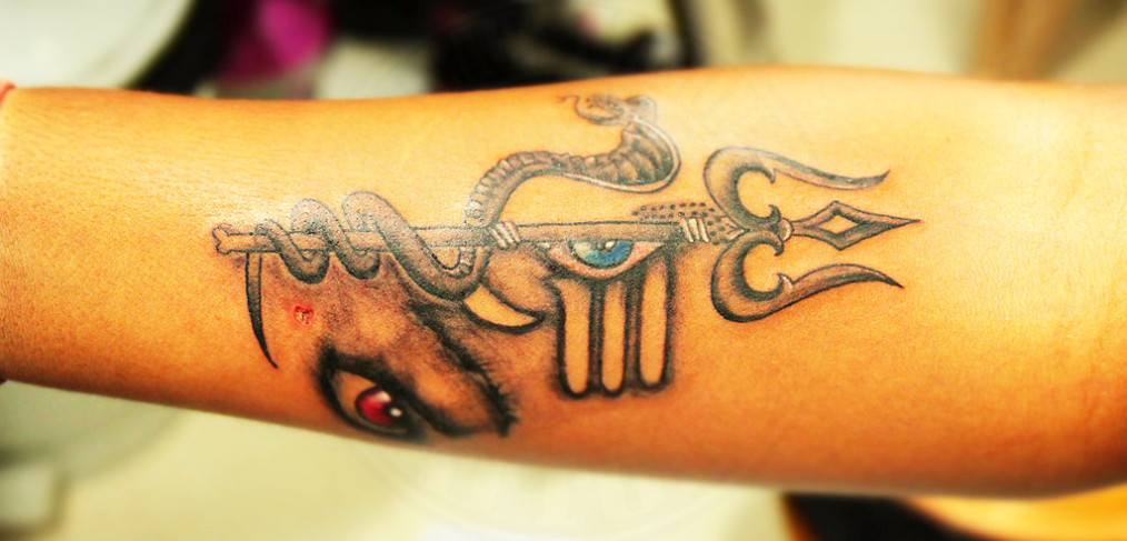Trishul With Snake Tattoo - HD Wallpaper 