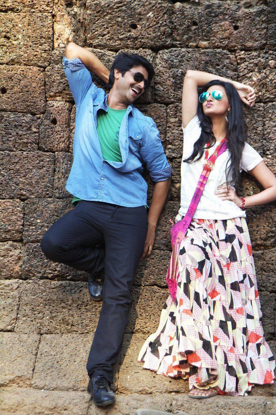 Om Shanthi Om - HD Wallpaper 