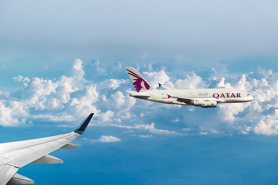 Airplane View Of White Qatar Airplane, Qatar Airways, - Motivational Quotes For Aviation - HD Wallpaper 