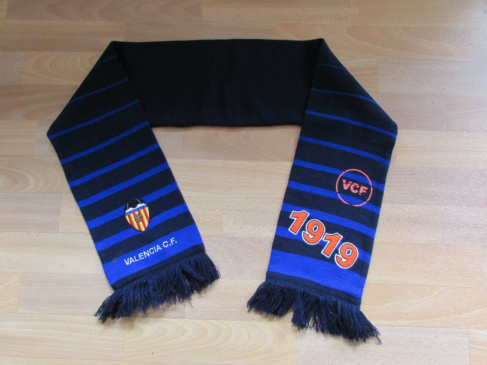 Scarf - HD Wallpaper 