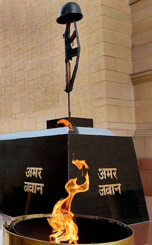 Amar Jawan Jyoti India Gate - HD Wallpaper 