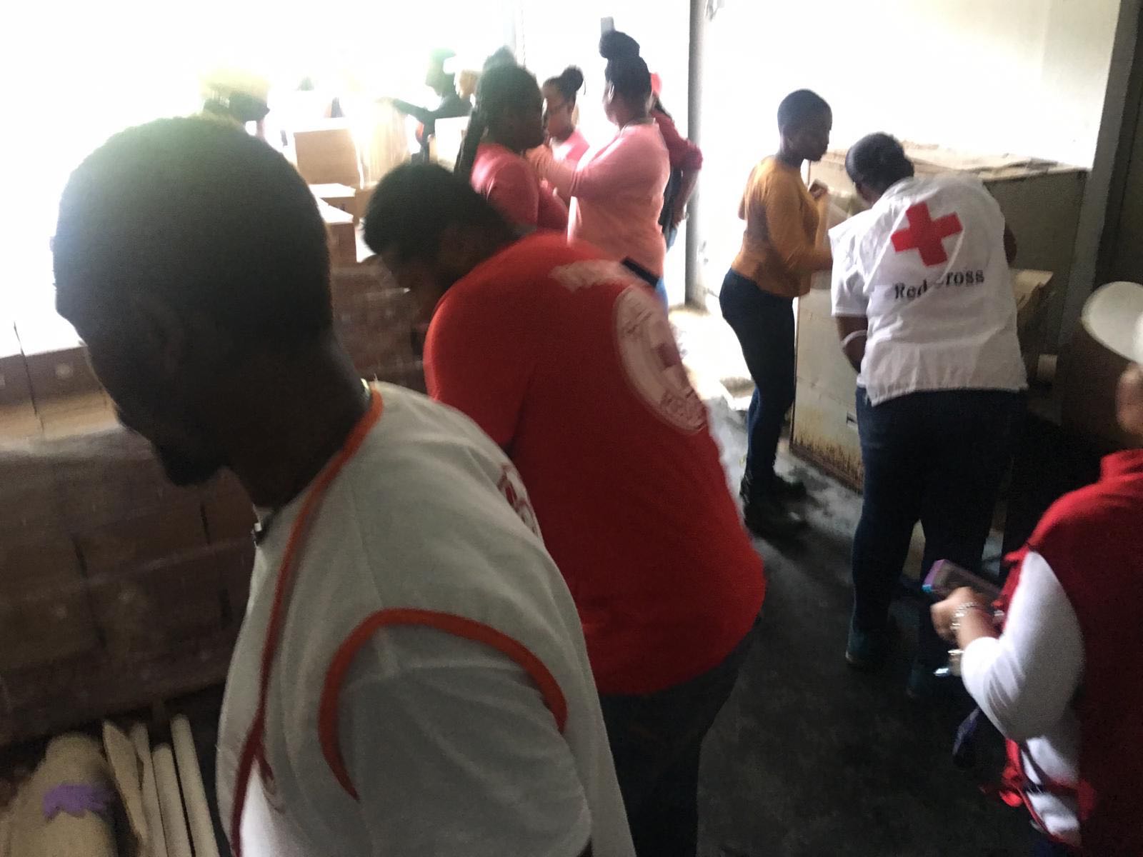 Bahamas Red Cross Volunteers United To Rebuild - Bahamas Red Cross Volunteer - HD Wallpaper 