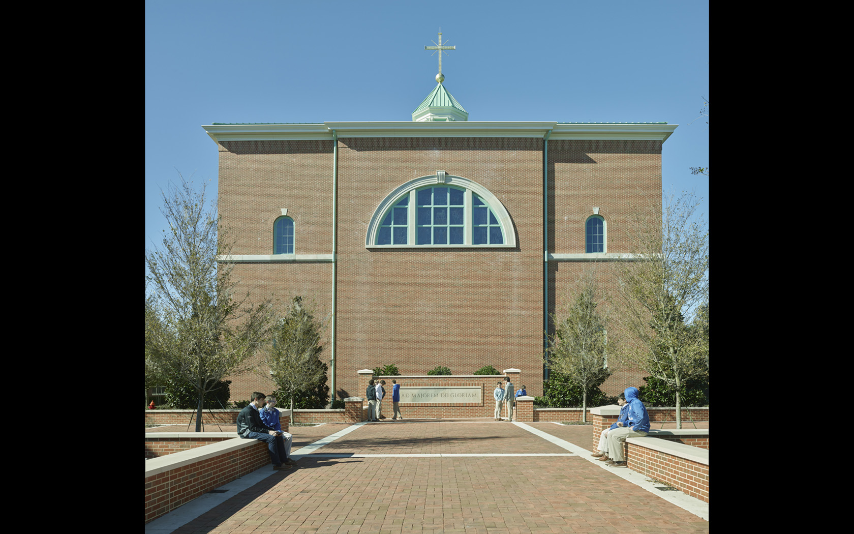 Parish - HD Wallpaper 