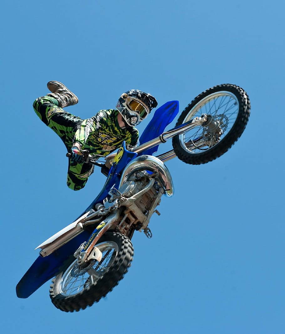 Dirt Bike Freestyle Jump - HD Wallpaper 