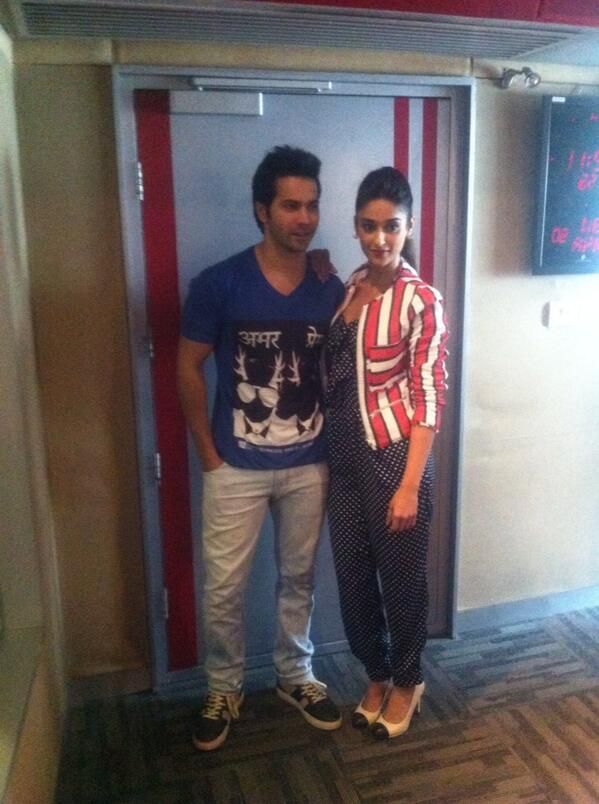 Varun Dhawan And Ileana - HD Wallpaper 