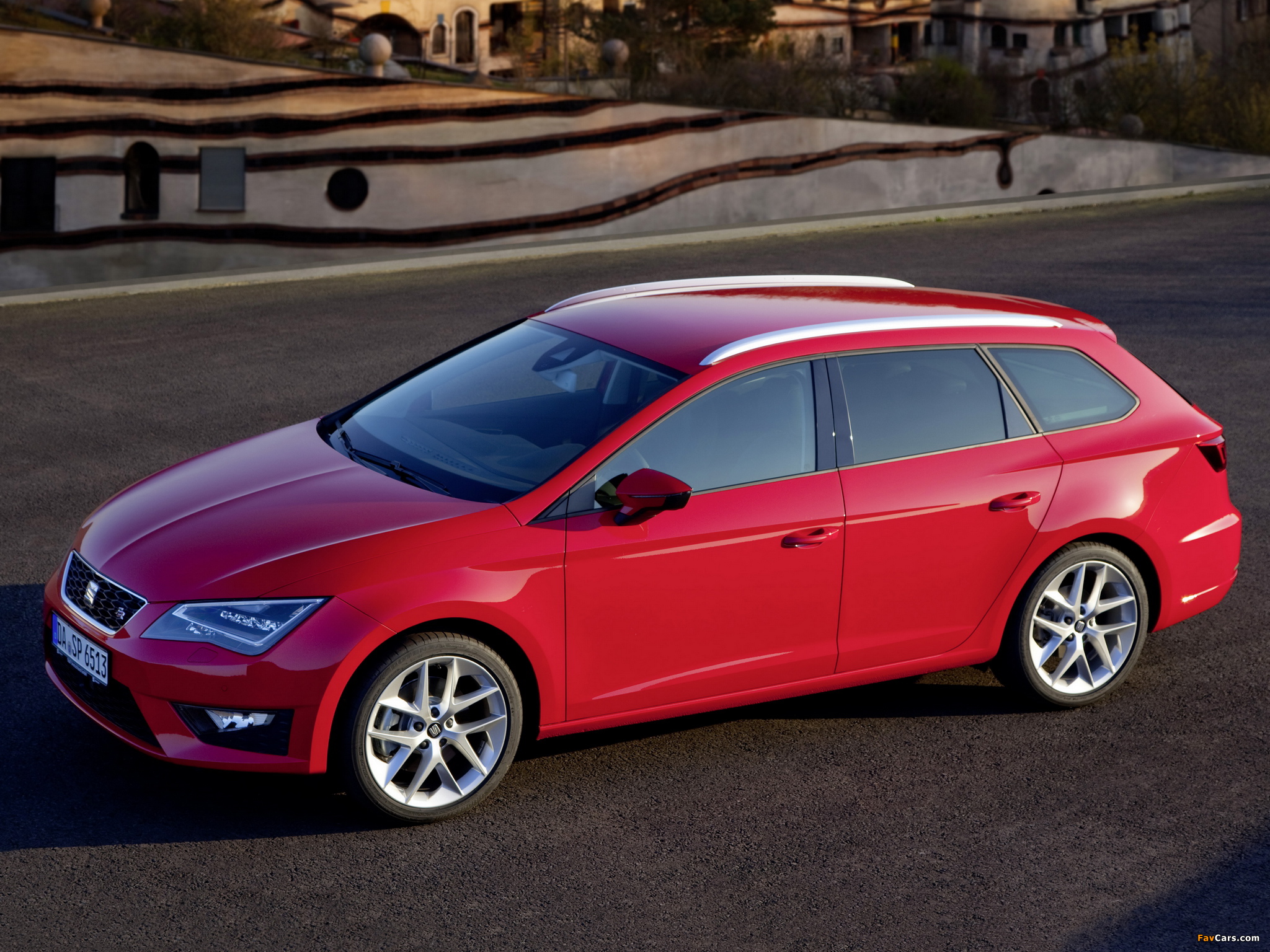 Seat Leon St Fr 2013 Wallpapers - Seat Leon St Fr Red - HD Wallpaper 
