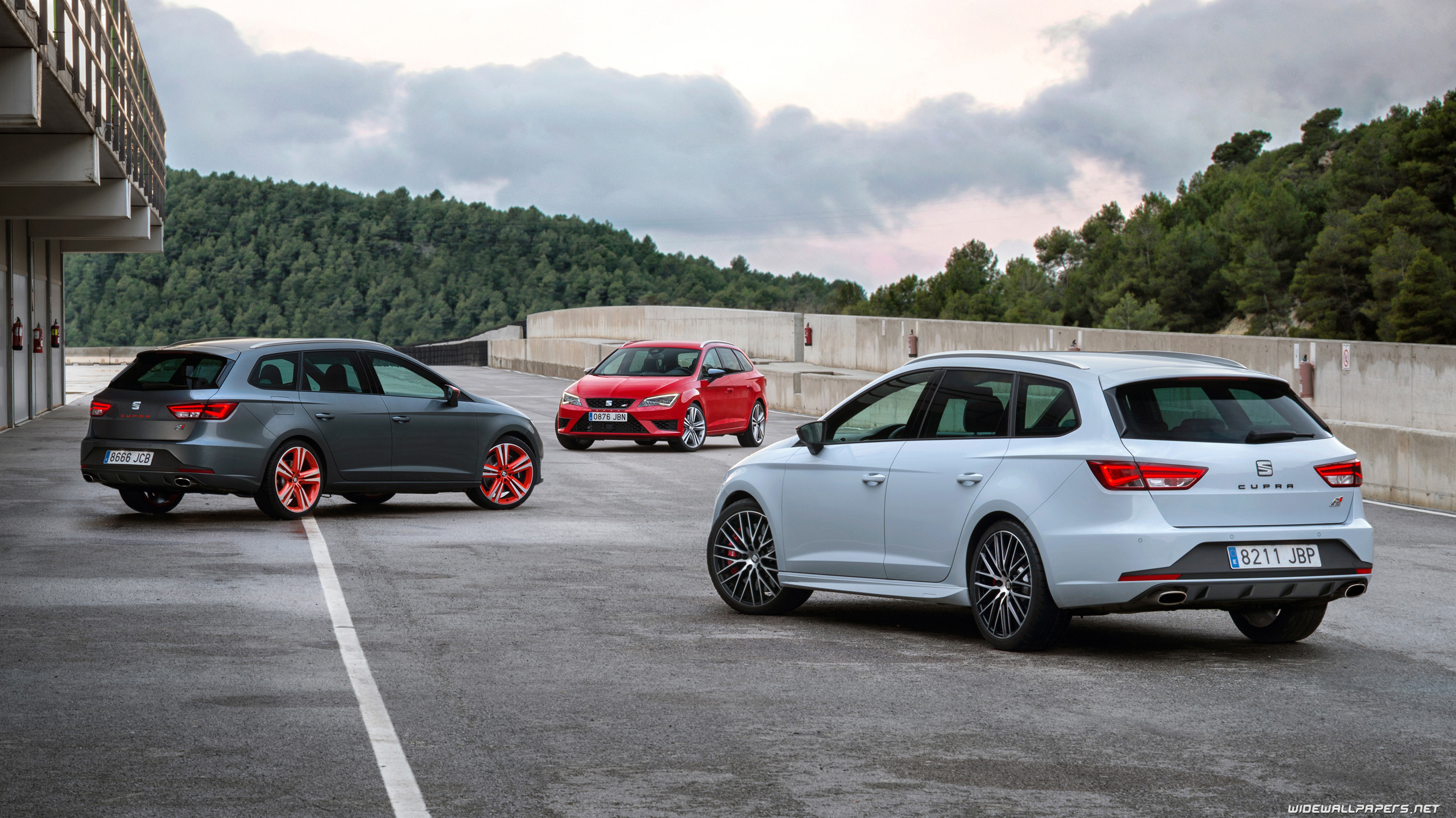 Seat Leon Sport Tourer - HD Wallpaper 