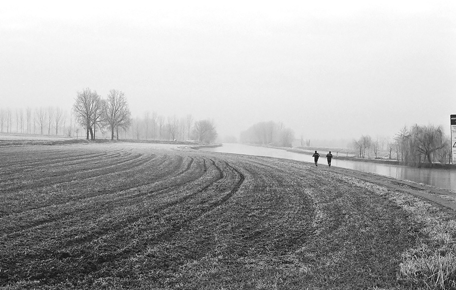 Monochrome - HD Wallpaper 