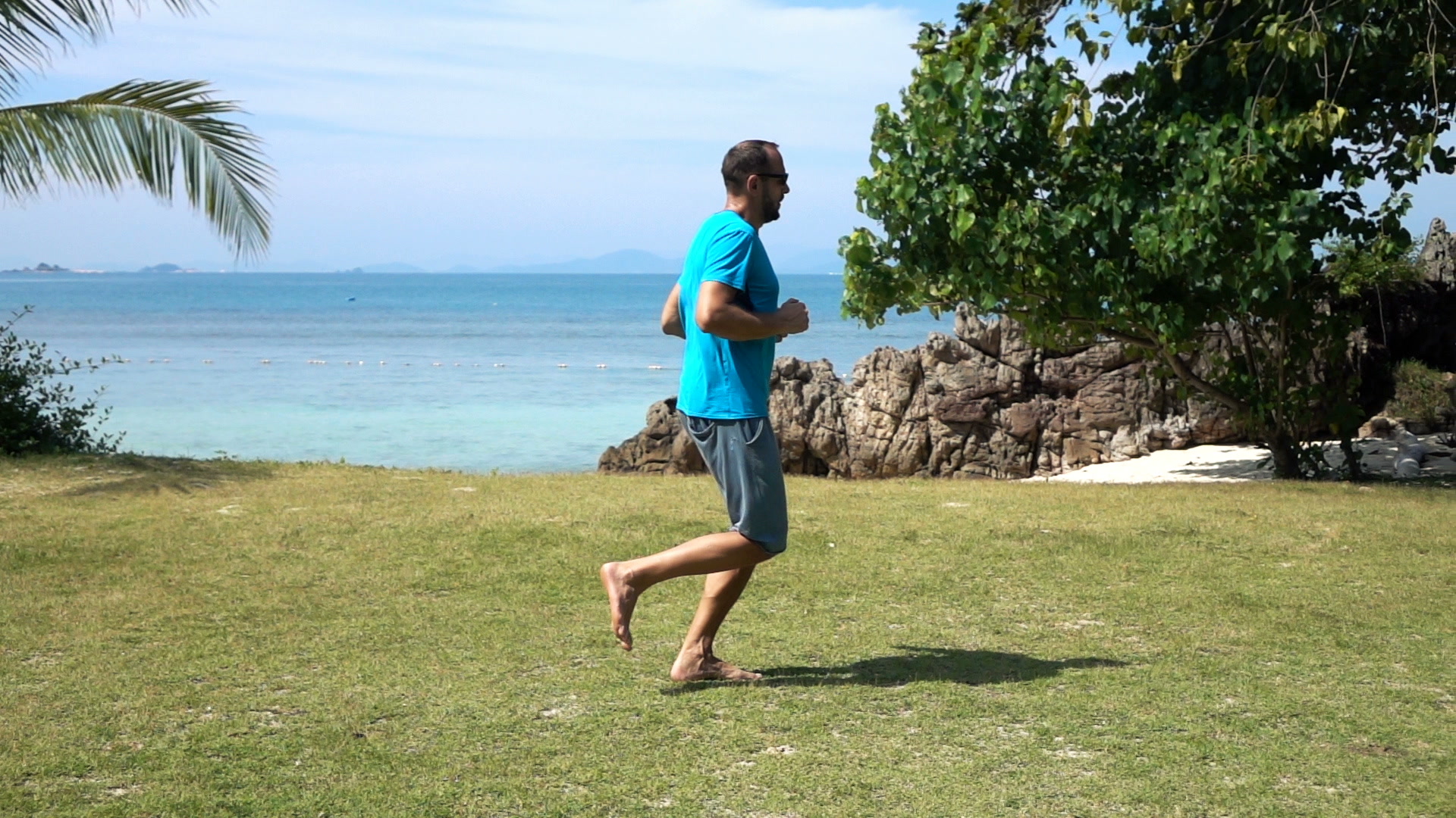 Man Jogging In The Garden - HD Wallpaper 