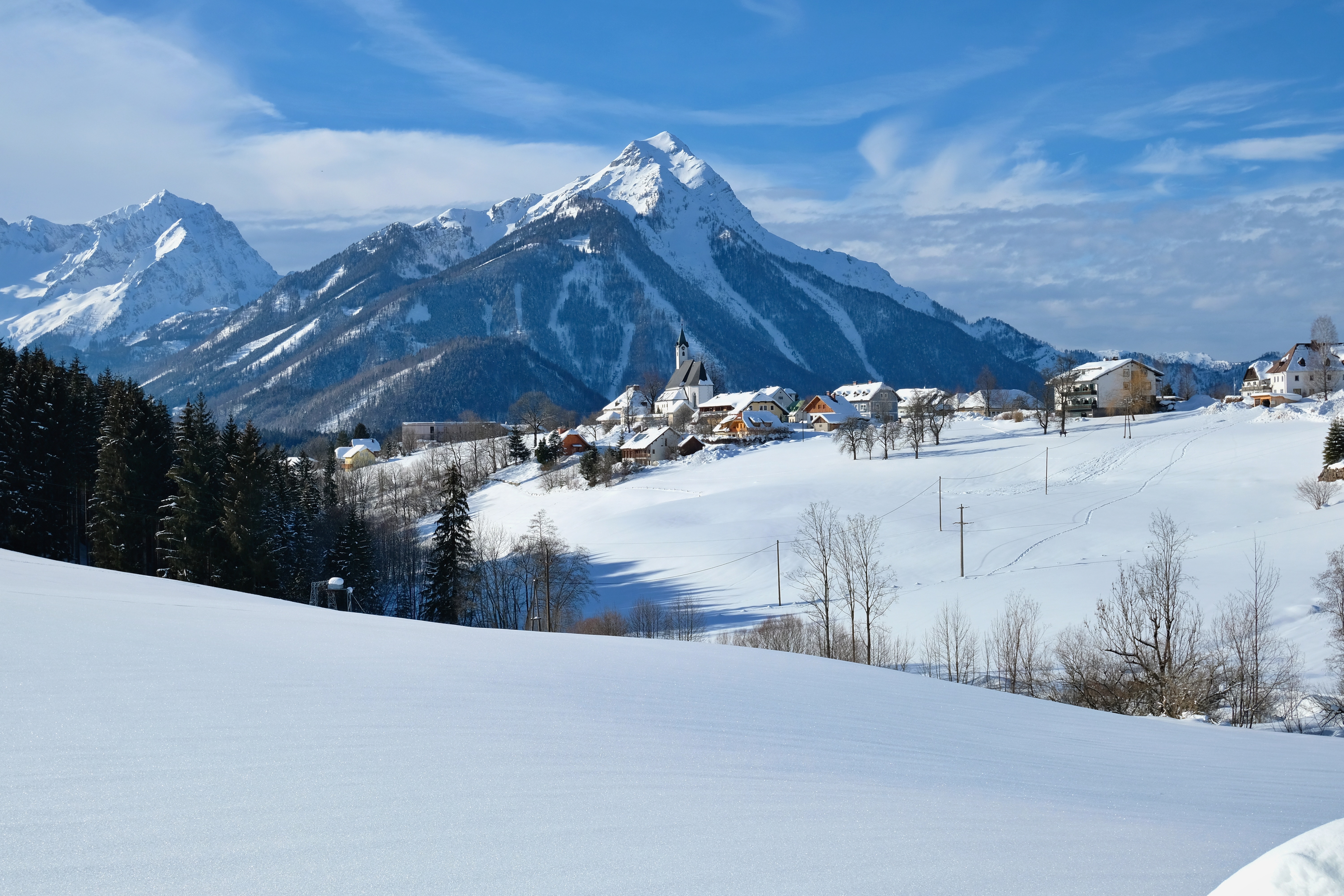 Snow - HD Wallpaper 