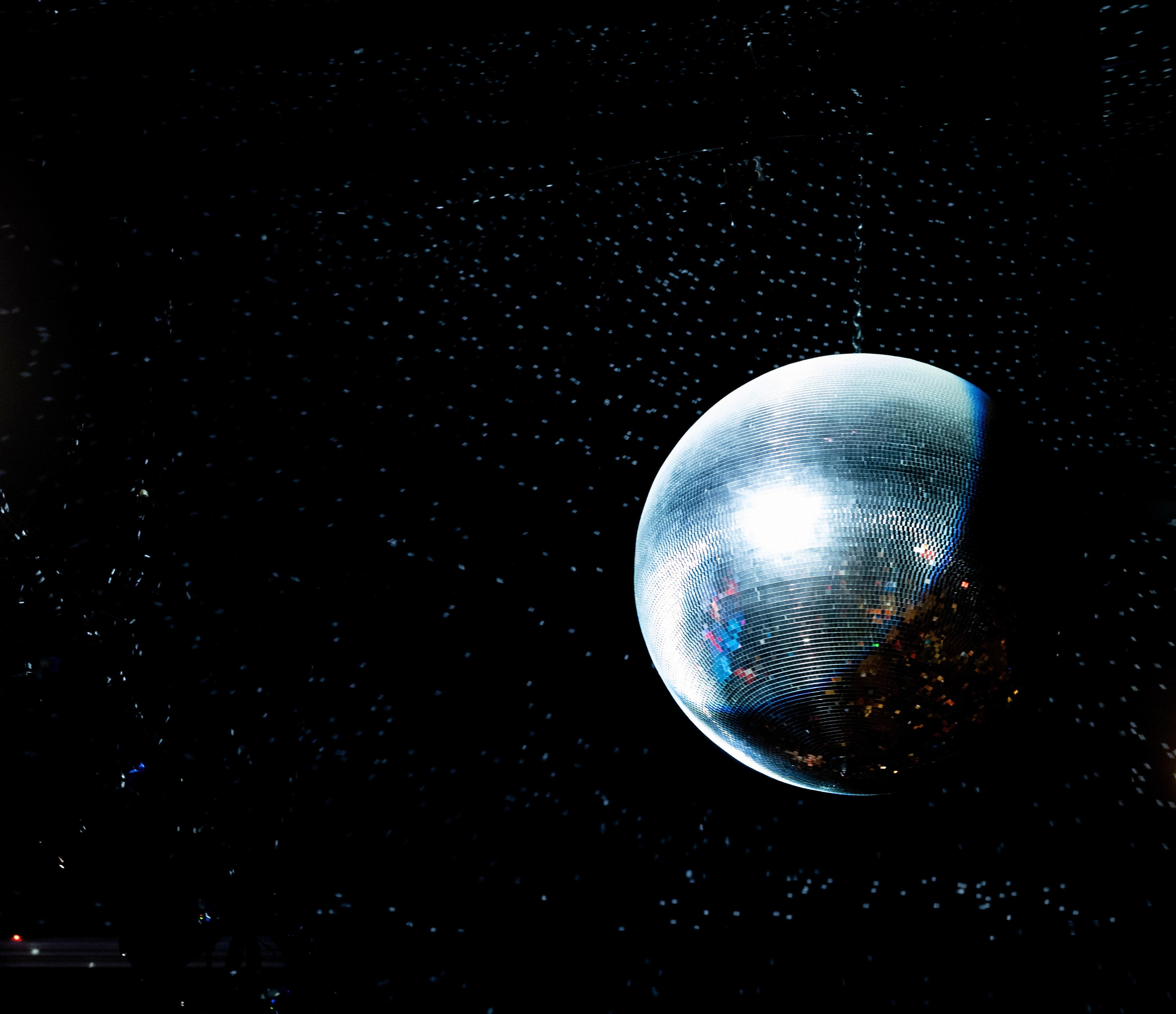 Disco Ball, Ball, Mirror, Glare, Gleam - Disco Ball - HD Wallpaper 