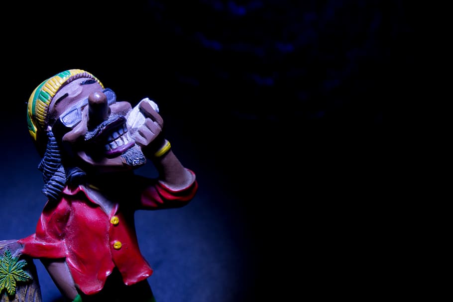 Rasta, Weed, Pot, Marihuana, Peace And Love, Toy, Representation, - Weed Peace - HD Wallpaper 