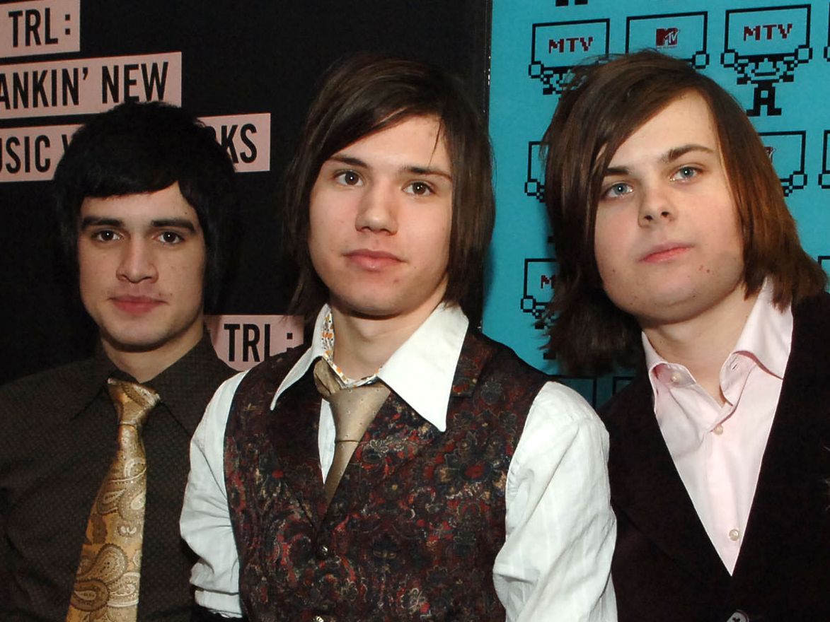 Brendon Urie A Fever You Can T Sweat Out - HD Wallpaper 