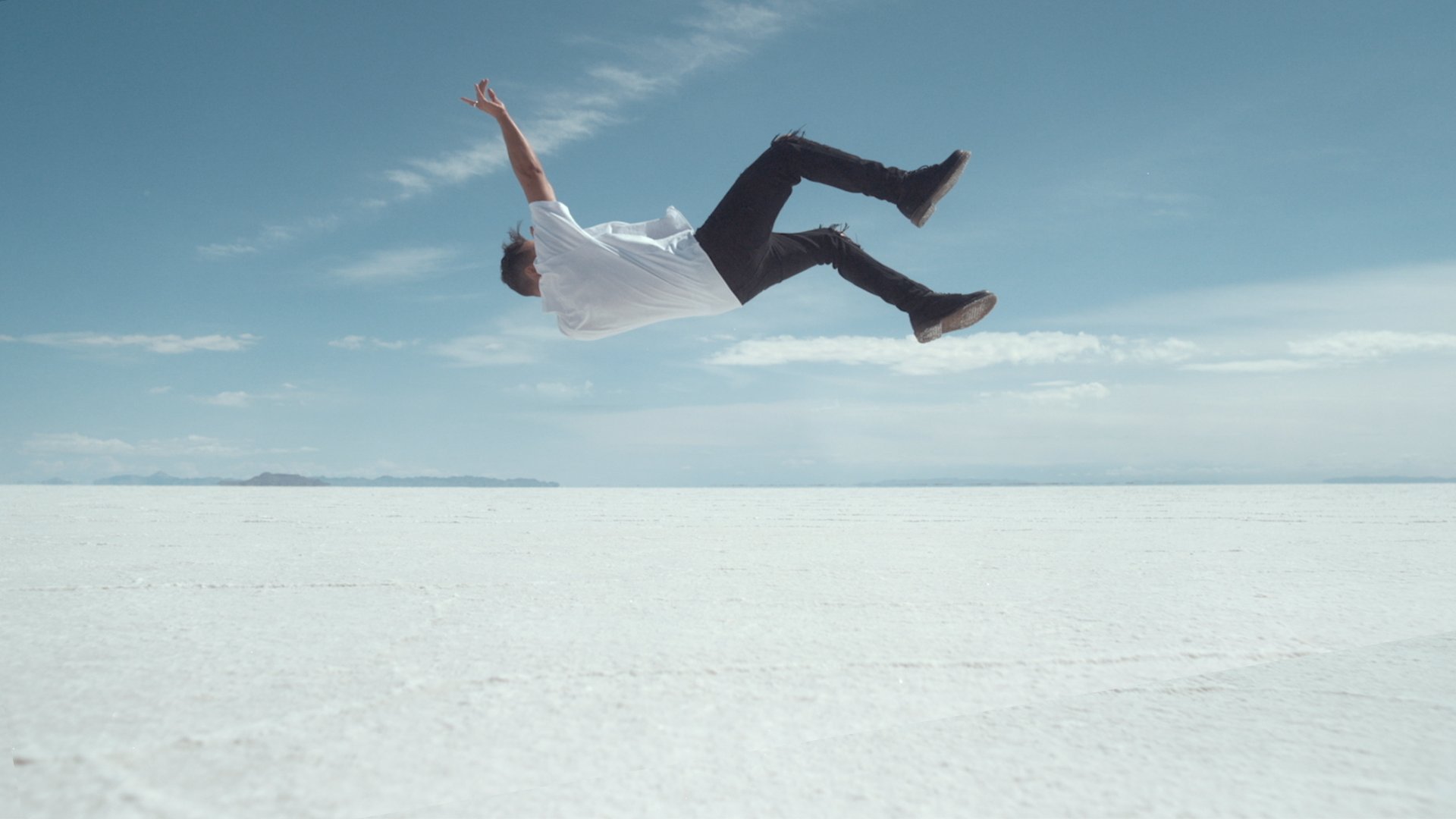 Jumping - HD Wallpaper 