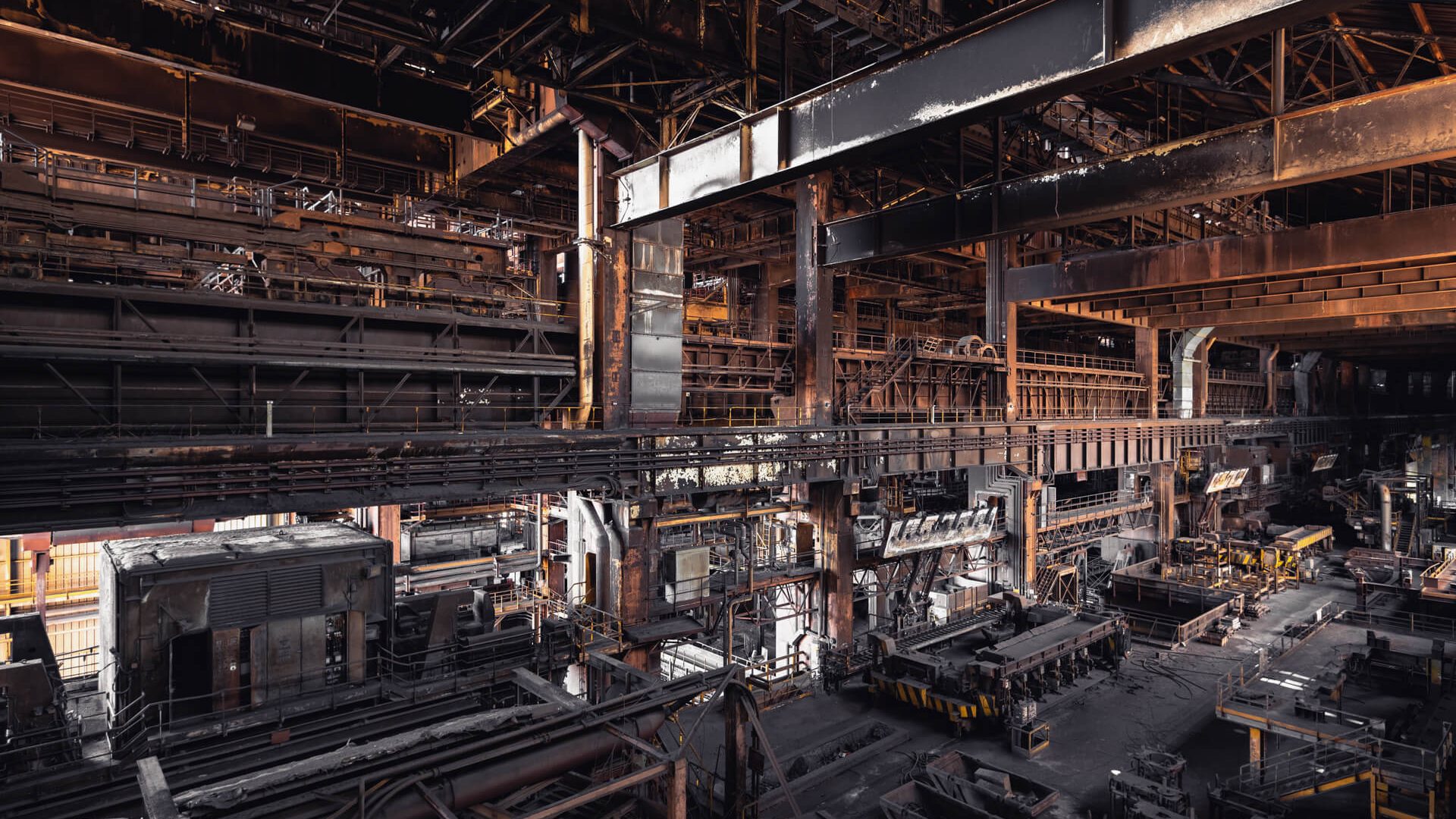 Forge Lunaire - Factory - HD Wallpaper 