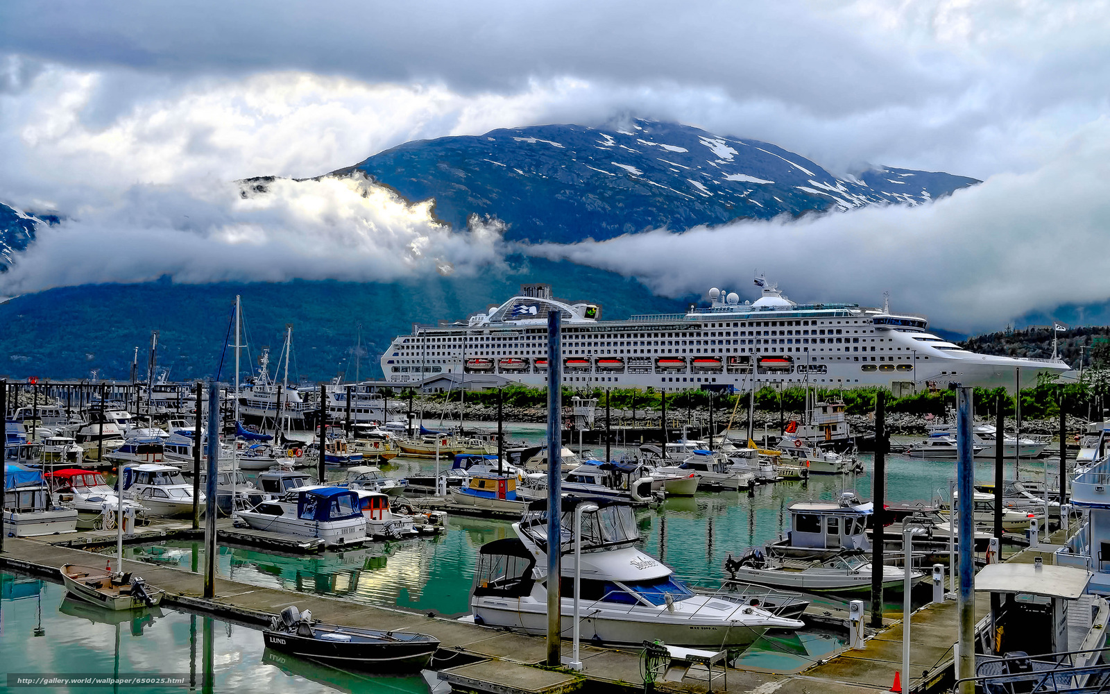 Download Wallpaper Docked In Skagway, Alaska, Port, - Skagway Alaska - HD Wallpaper 
