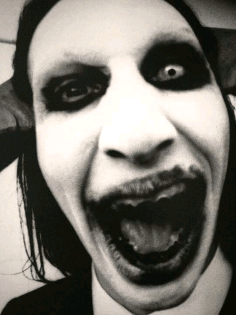 Creepy Picture Of Marilyn Manson - HD Wallpaper 