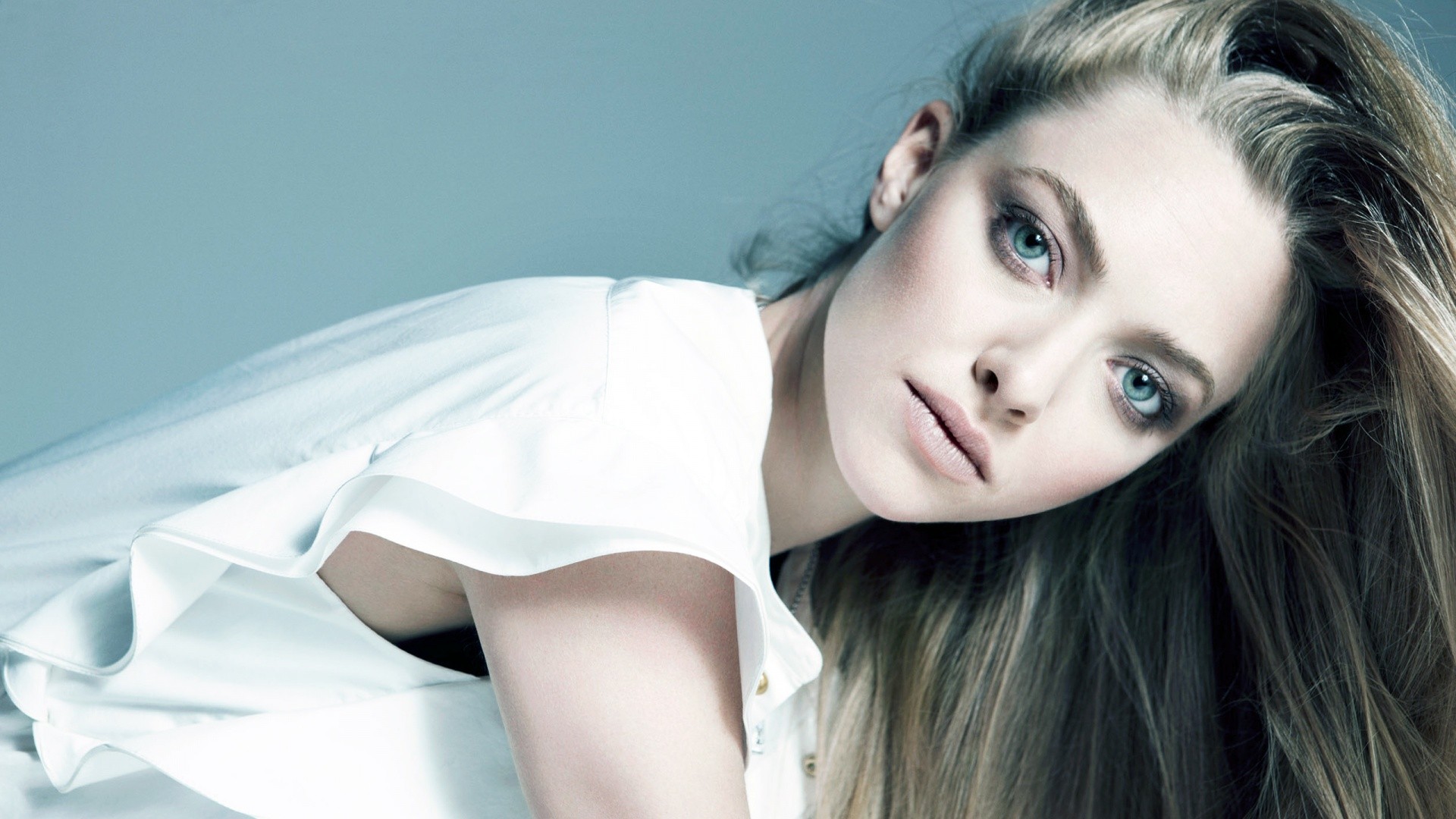 Amanda Seyfried Wallpaper Iphone - HD Wallpaper 