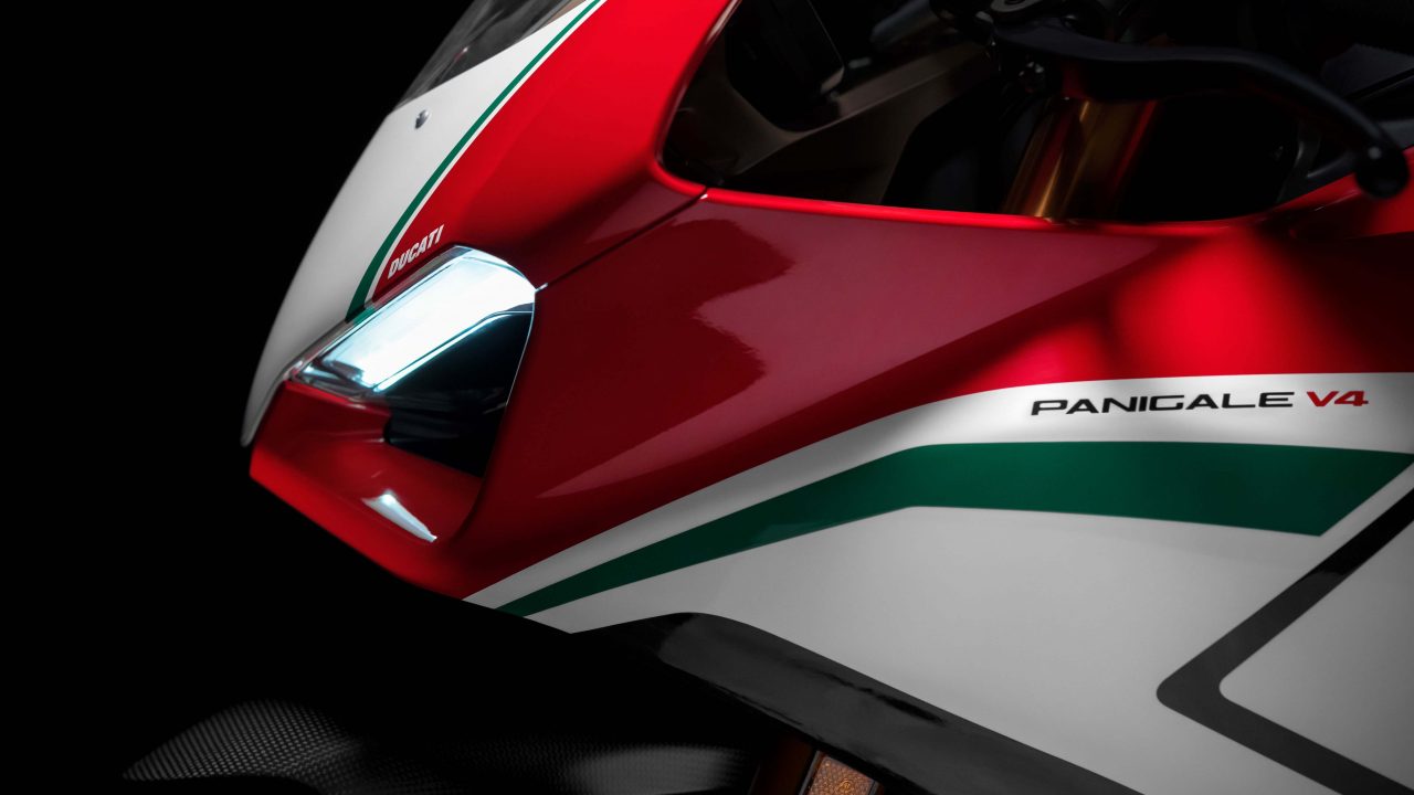 Download Ducati Panigale V4 Speciale Hd Wallpaper - HD Wallpaper 