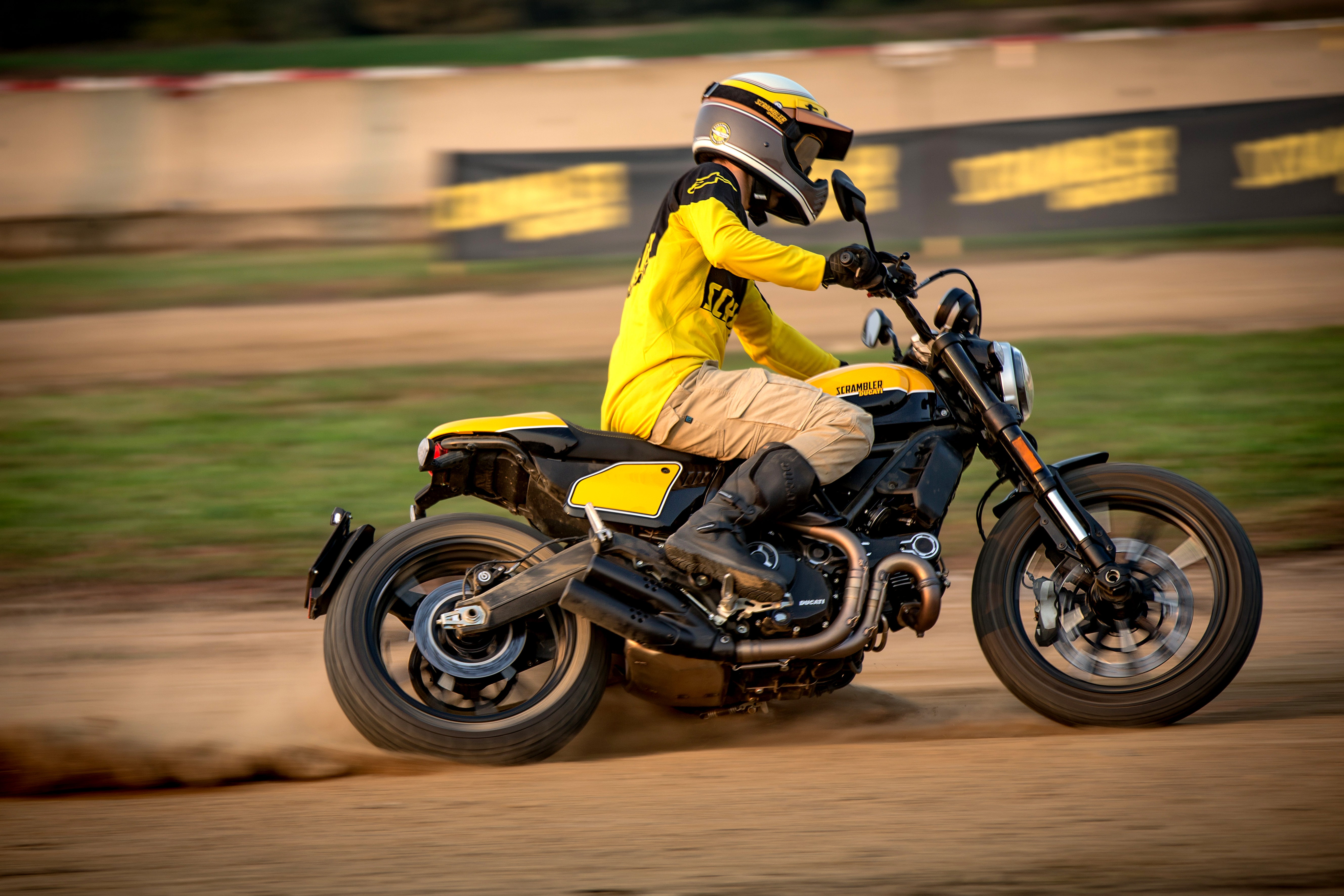 Ducati Scrambler Full Throttle - HD Wallpaper 