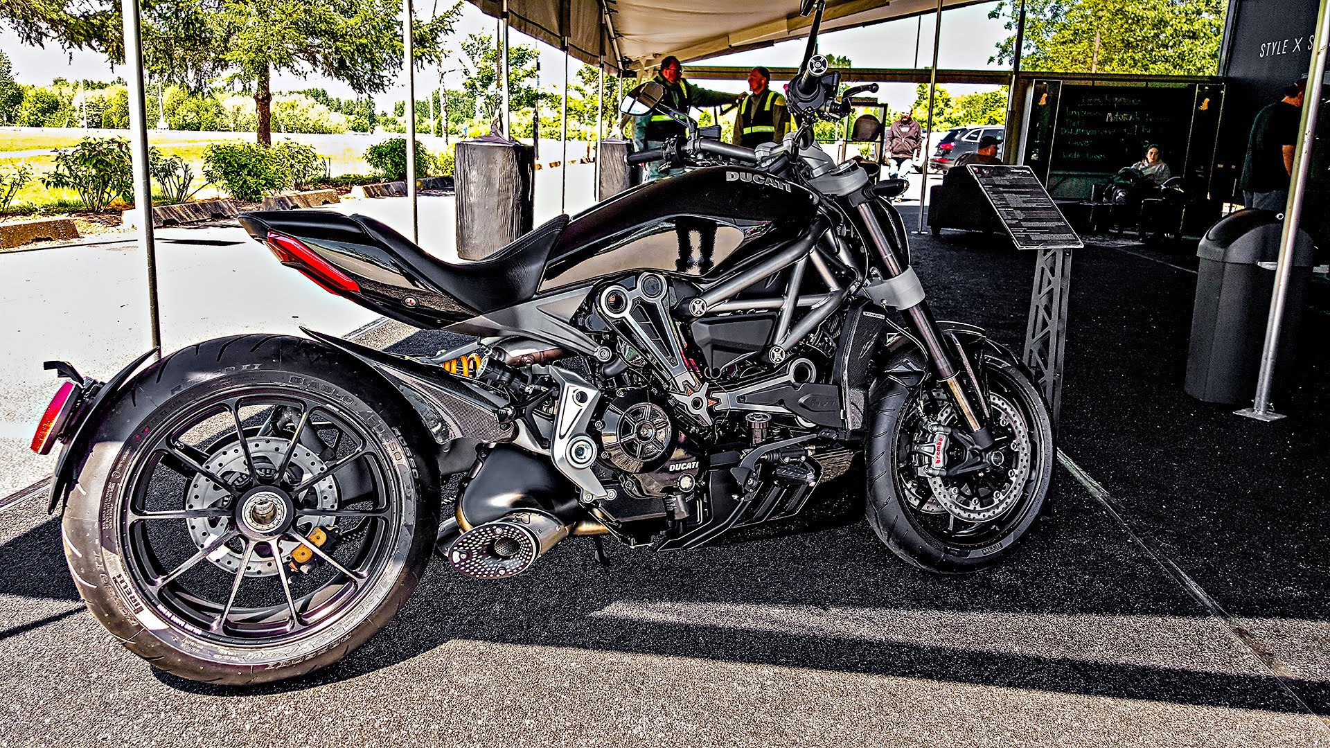 Ducati Diavel Wallpaper For Laptop - Diavel Xs - HD Wallpaper 