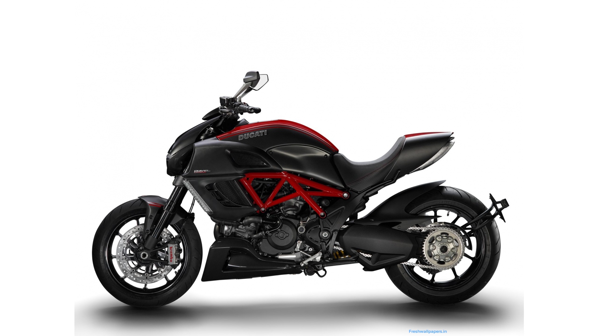 2012 Ducati Diavel - HD Wallpaper 