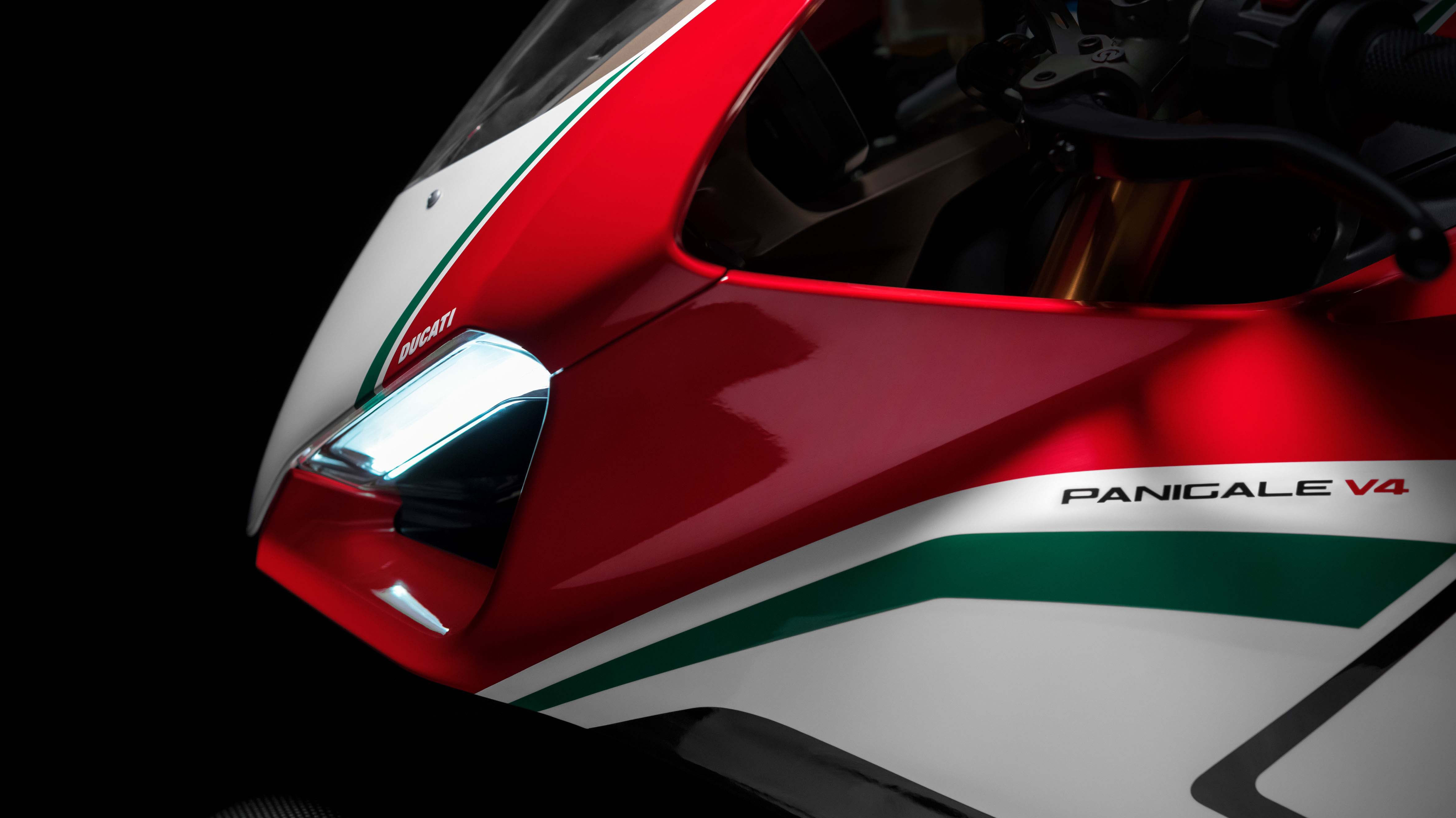 Ducati Panigale V4 Speciale 4k 2018 Wallpapers - Panigale V4 Ducati Wallpaper 4k - HD Wallpaper 