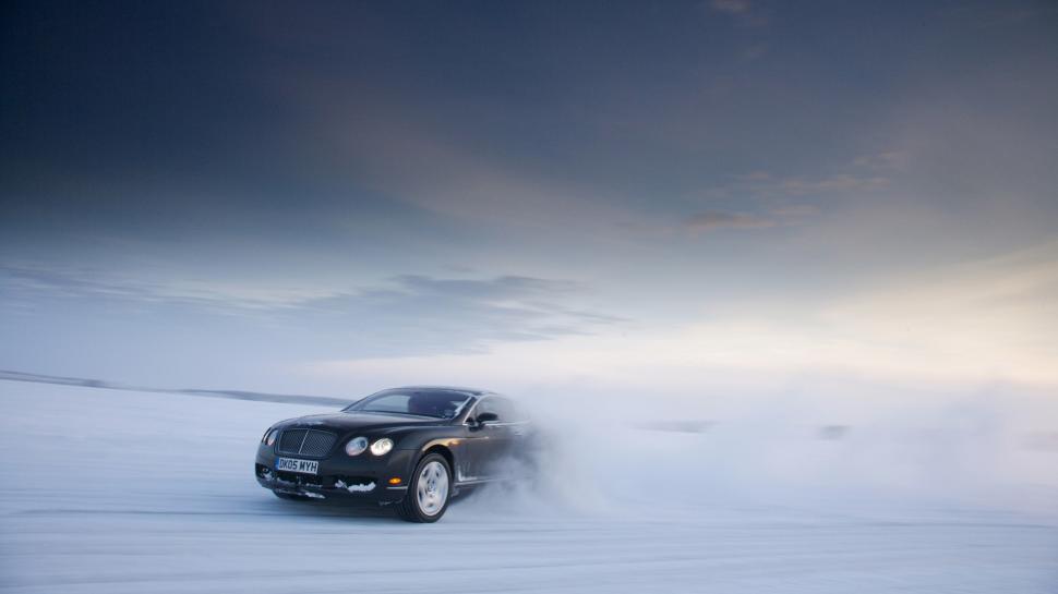 Bentley Continental Motion Blur Snow Winter Drift Hd - HD Wallpaper 