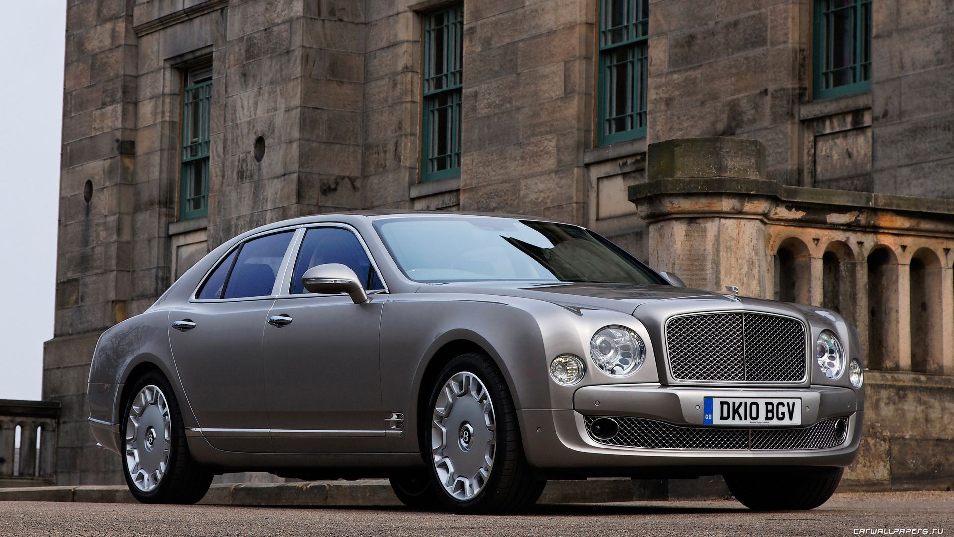 Bentley Mulsanne 2011 - HD Wallpaper 