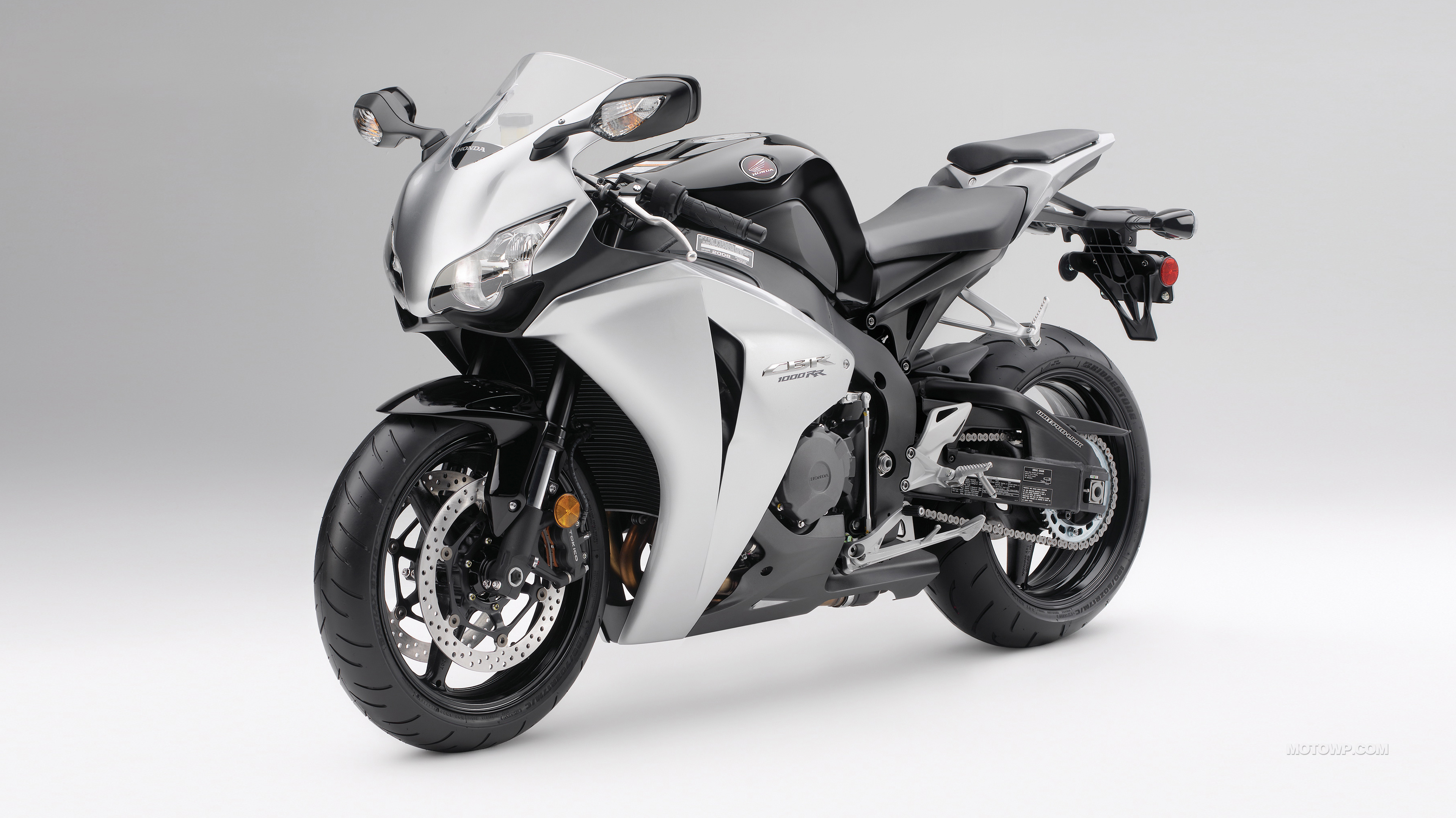 2008 Honda Cbr1000rr Fireblade Review - HD Wallpaper 