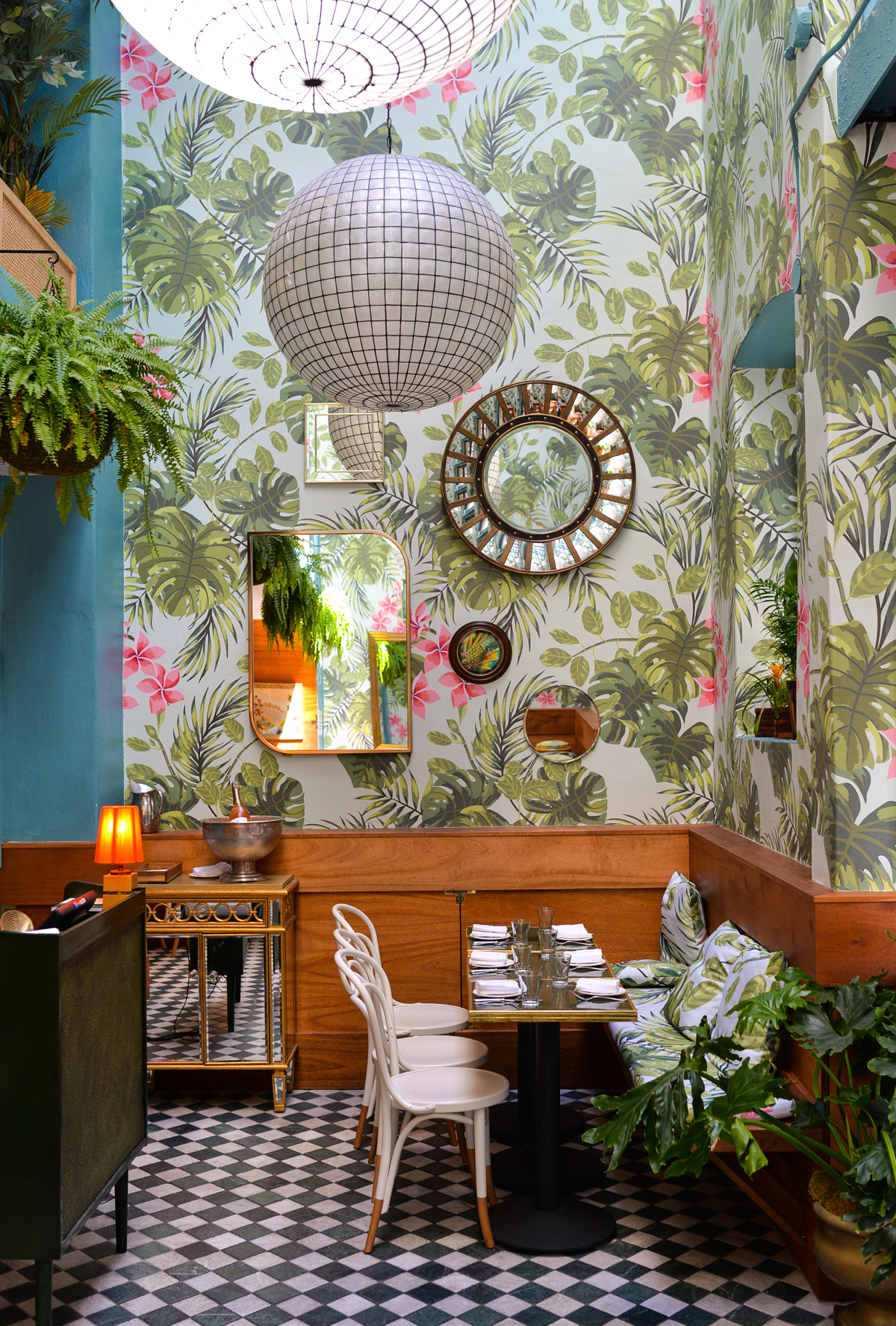 Leos Oyster Bar - Leo's Oyster Bar - HD Wallpaper 