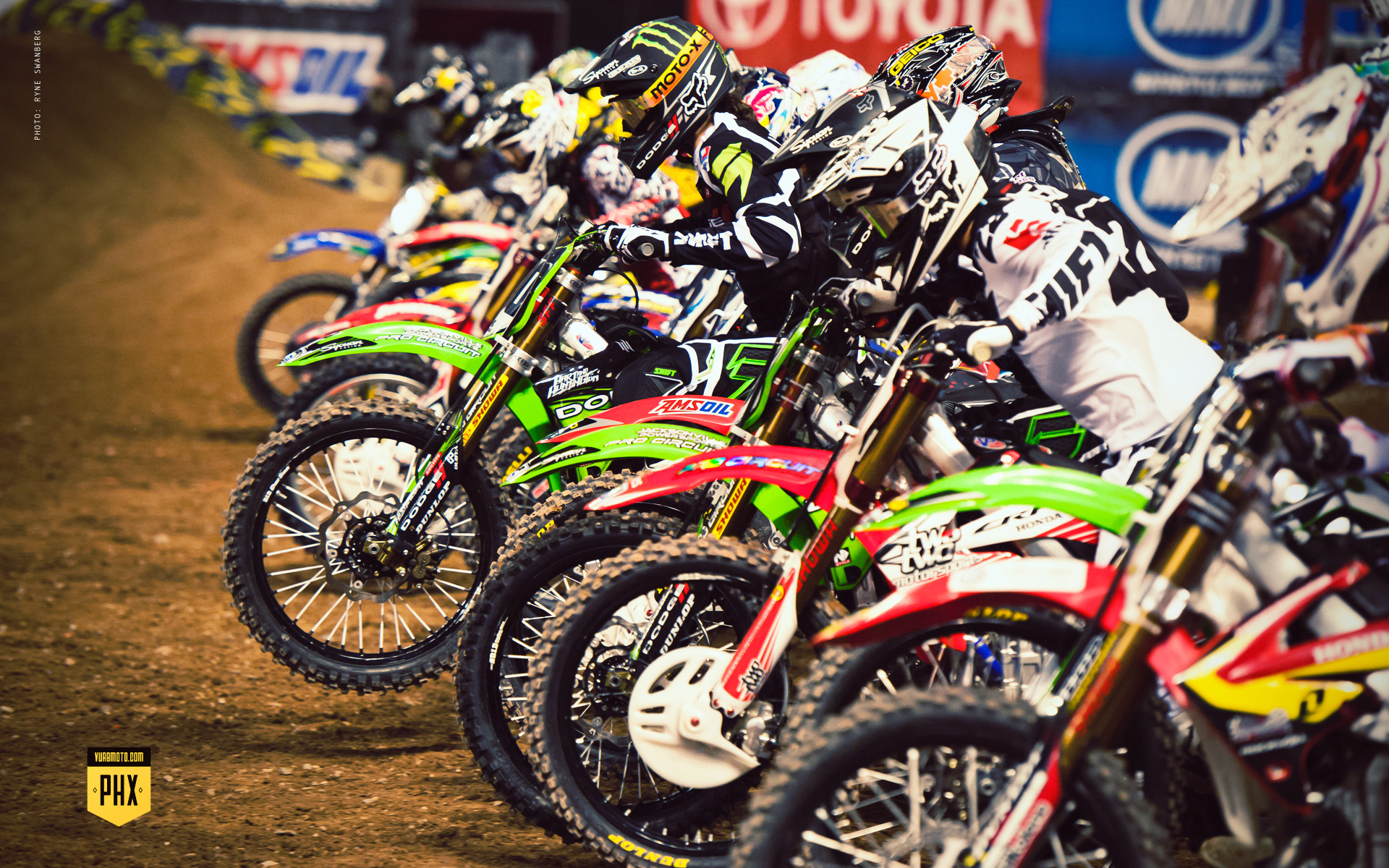 Supercross Girls Wallpaper Http - Supercross Wallpaper 2017 - HD Wallpaper 