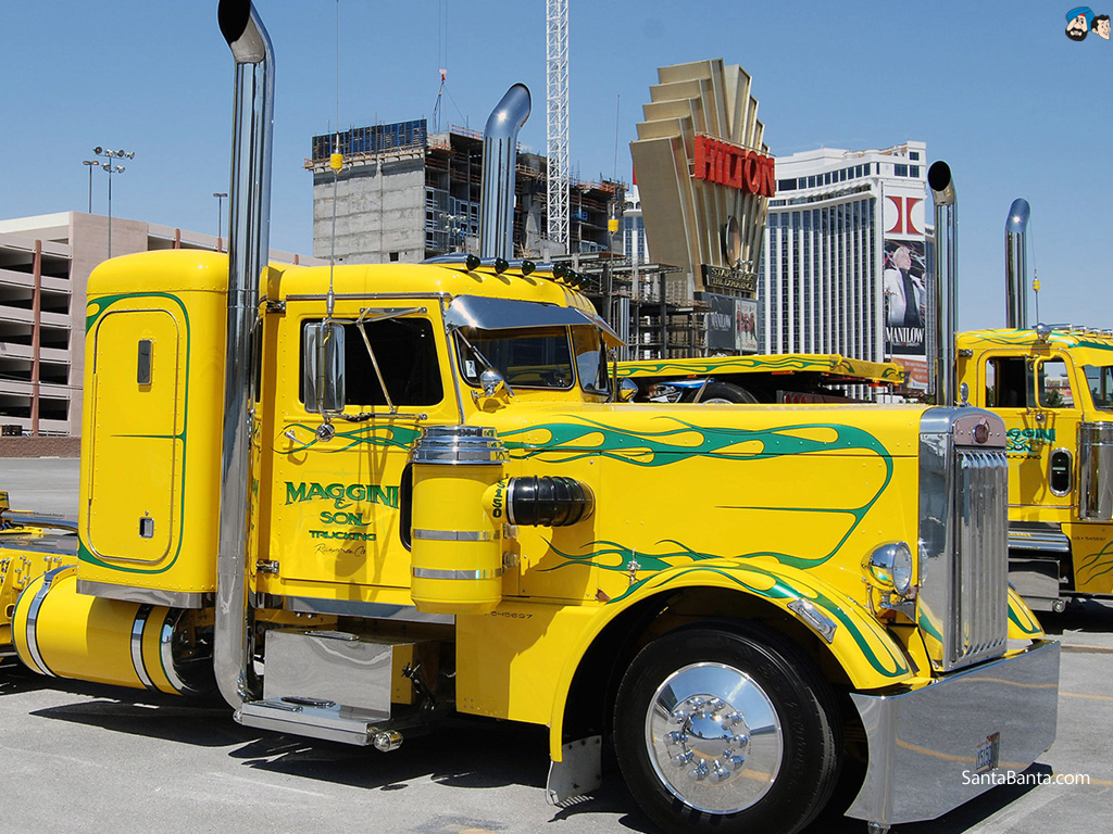 Custom Peterbilt - HD Wallpaper 