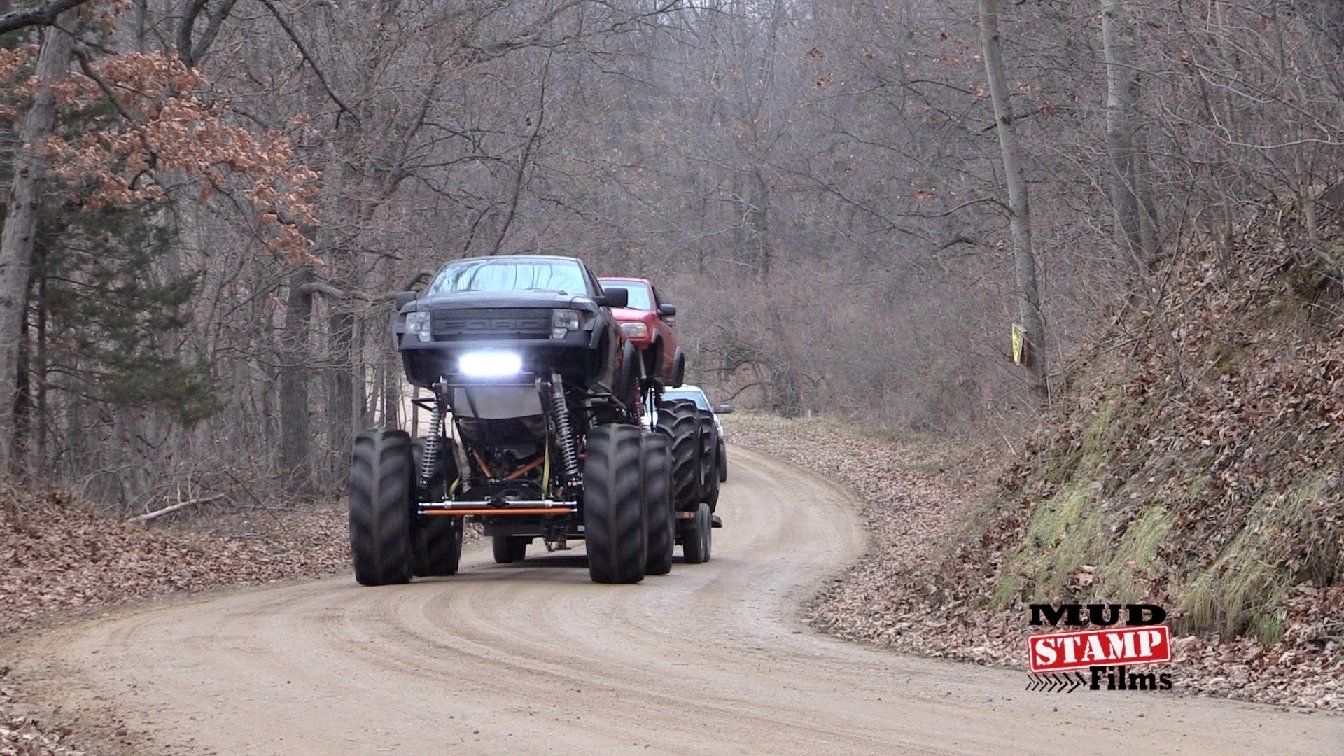 Ford Jacked Up Mudding Truck - HD Wallpaper 