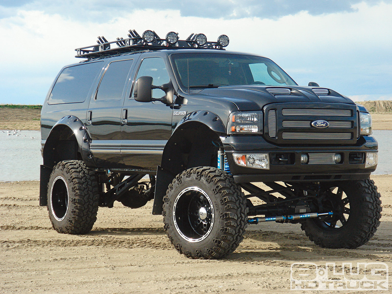 Ford Excursion Diesel - HD Wallpaper 