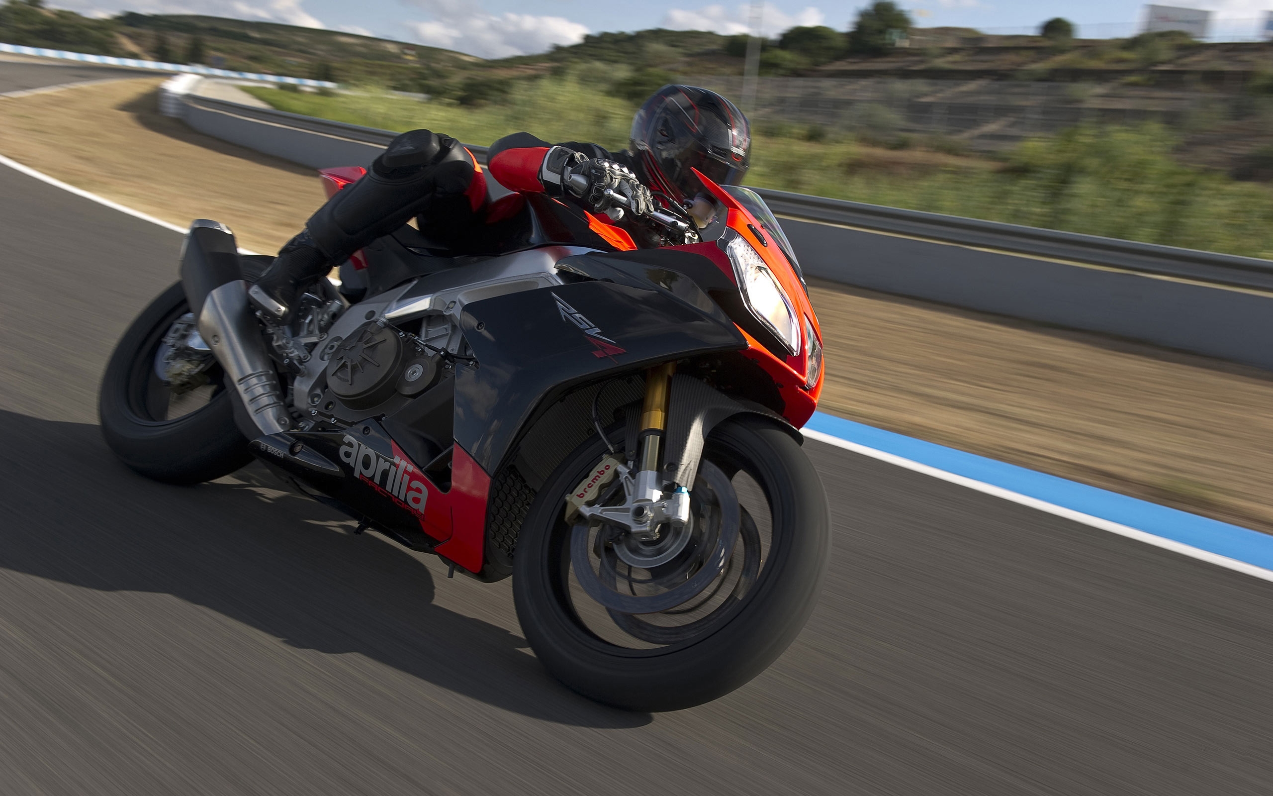 Aprilia Rsv4 - HD Wallpaper 