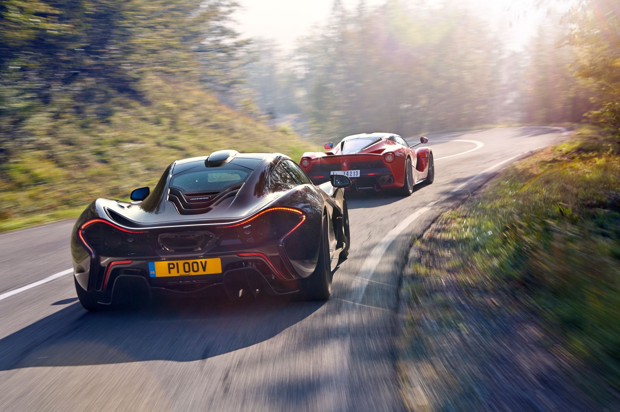 Mclaren P1 And Laferrari - HD Wallpaper 